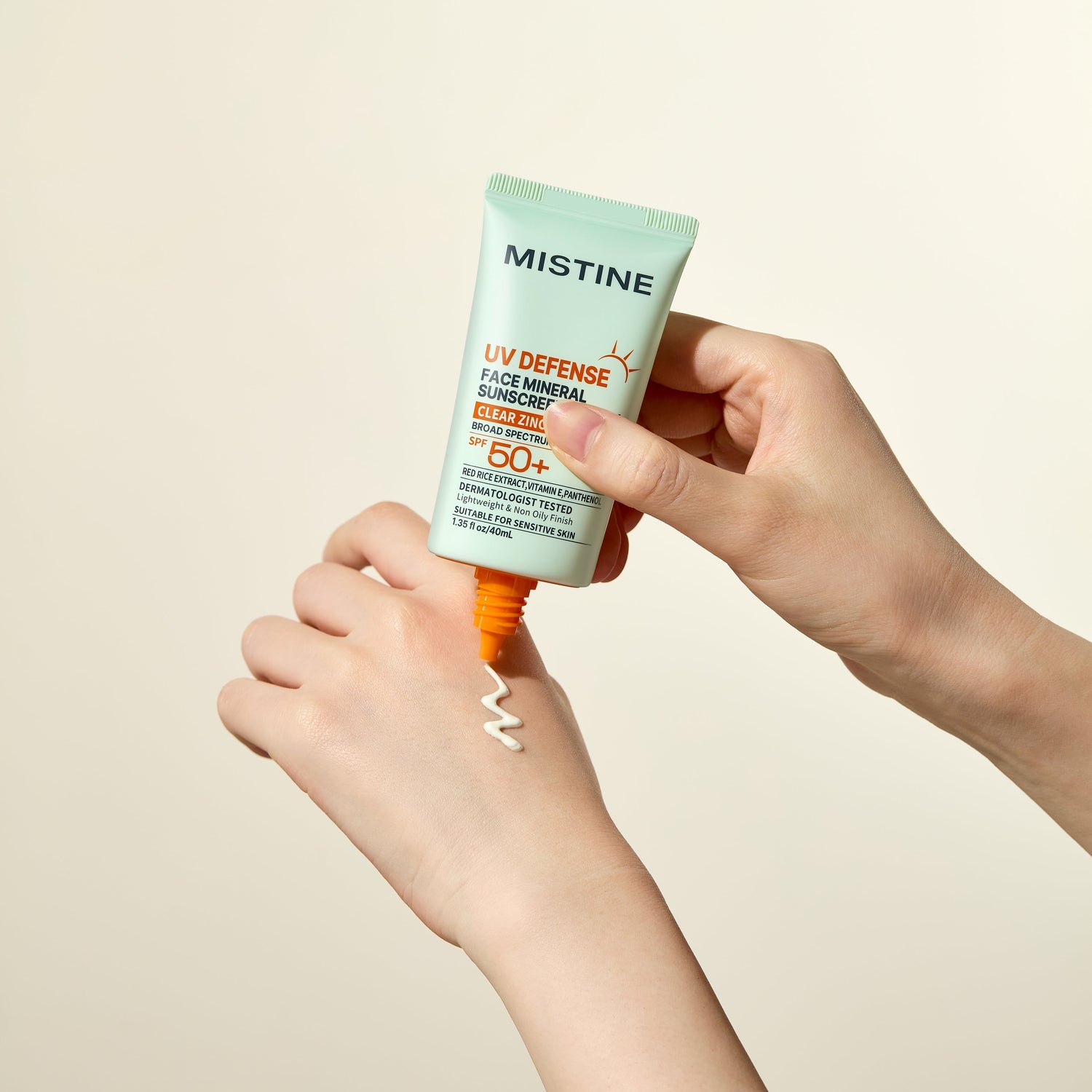 Mistine Face Mineral Sunscreen Lotion For Sensitive Skin
