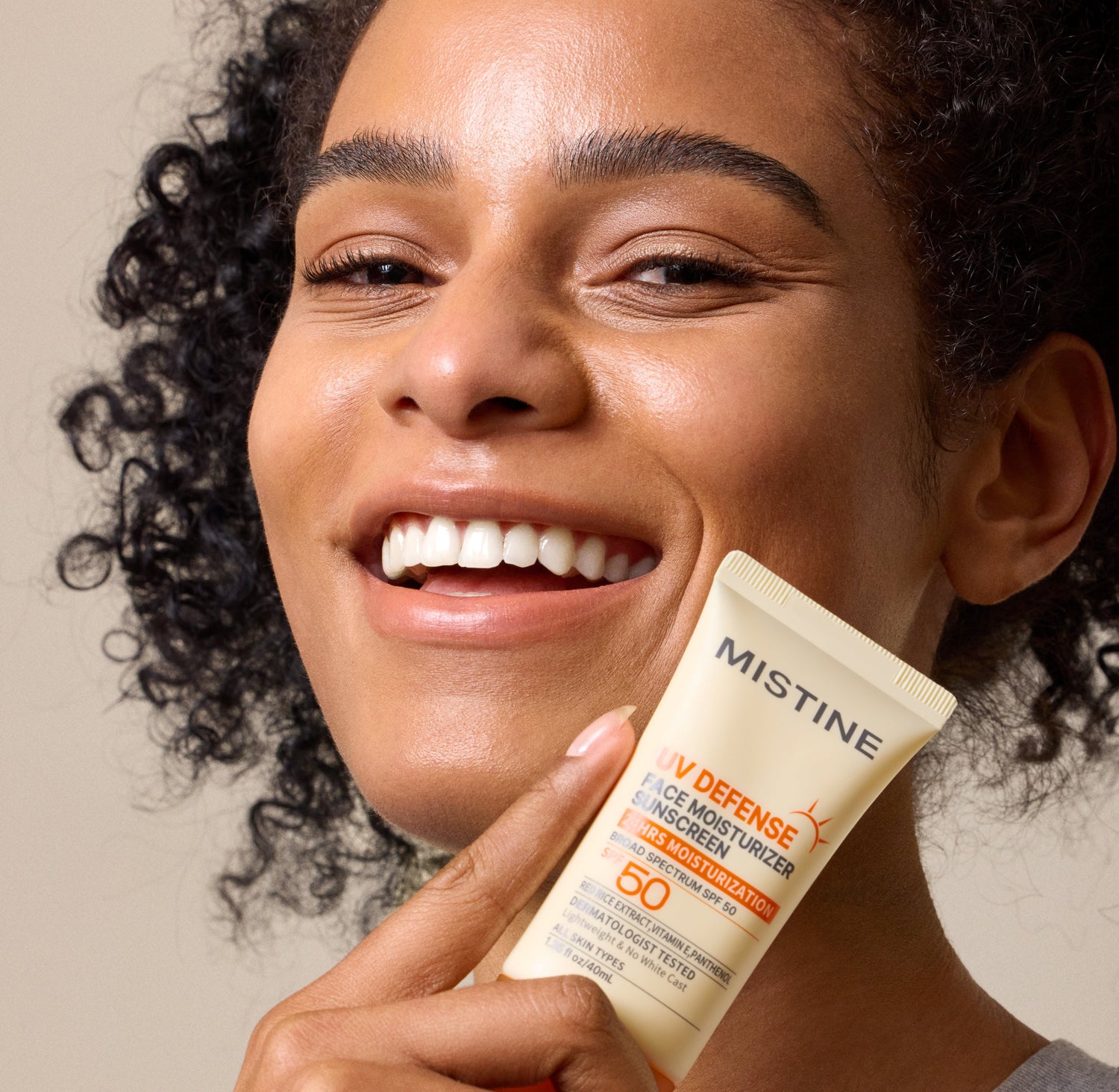 Mistine Sunscreen-Born in Light. Made to Glow